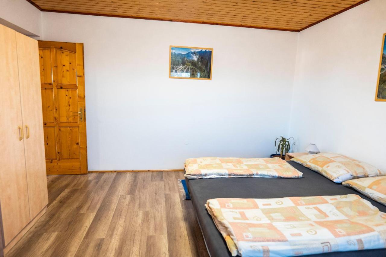 Kis Teniszház Ordacsehi Exterior foto