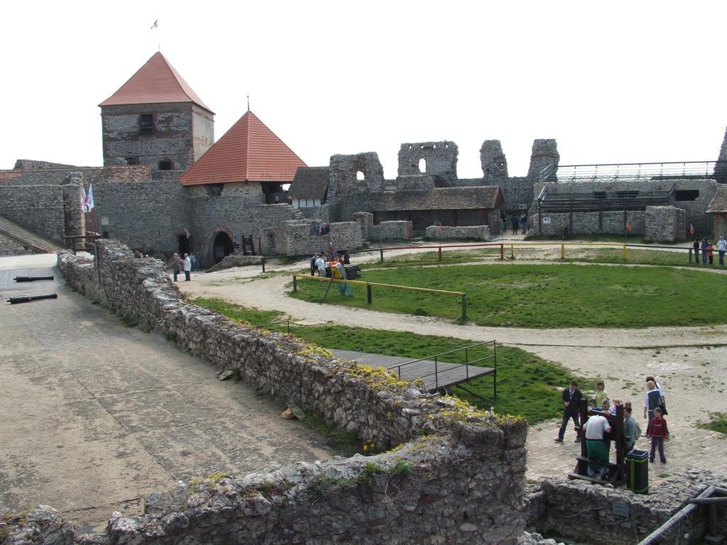 Kis Teniszház Ordacsehi Exterior foto